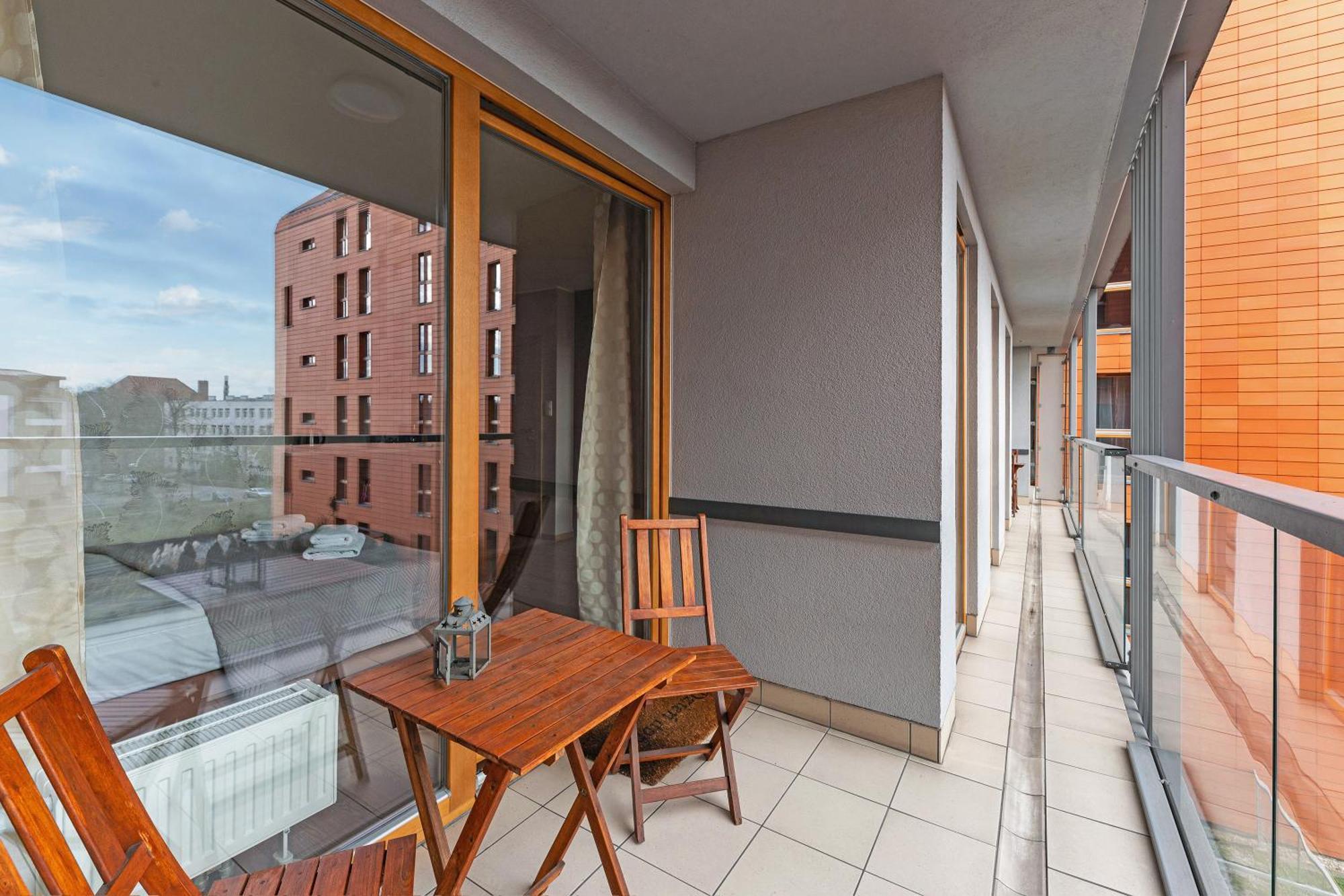 Flatbook - City Center Spa Apartments Motlawa Гданськ Екстер'єр фото